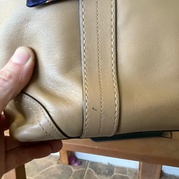 Vintage Coach Hampton Tan Leather tote GUC - Picture 5 of 13